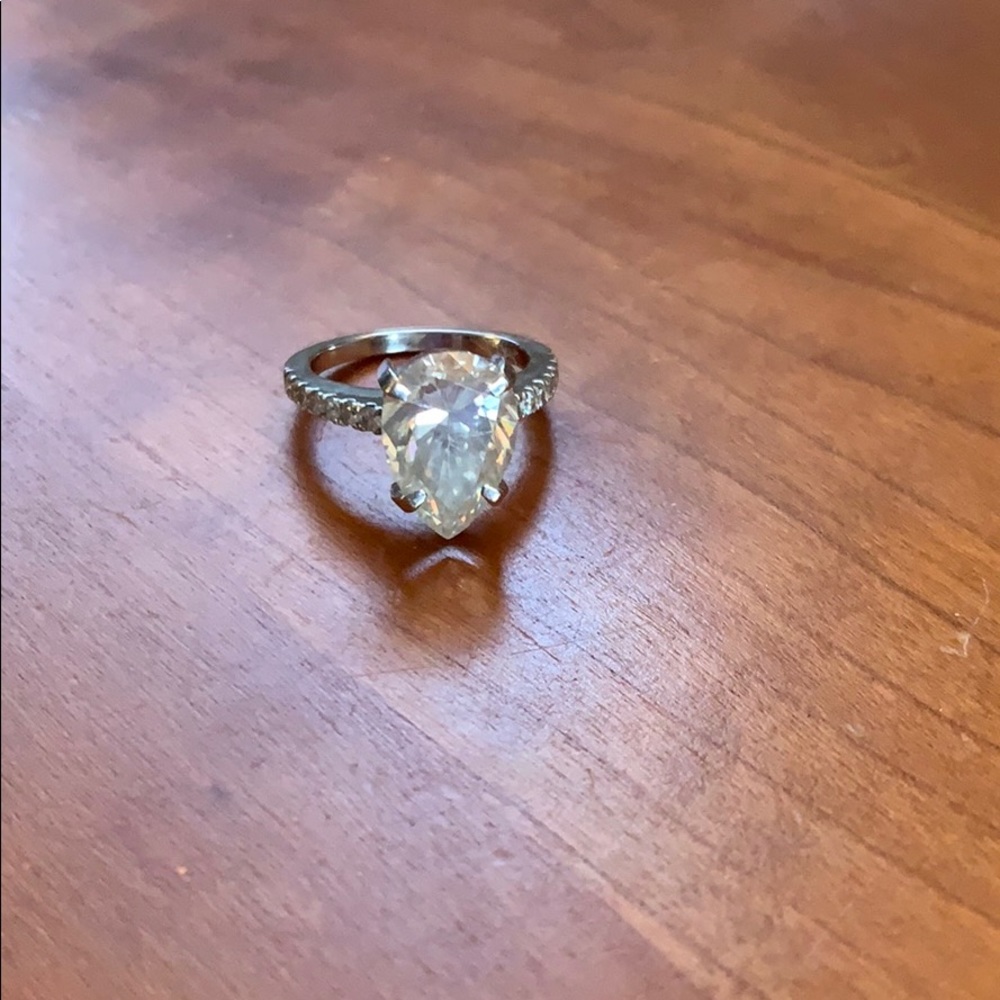 Moissanite 4ct Engagement /Promise Ring